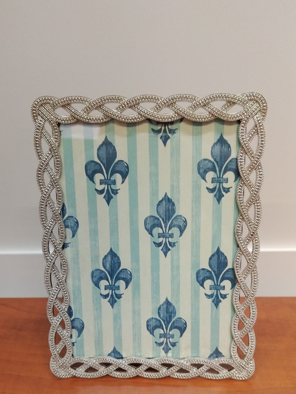 High Quality Nicole Miller Home Silver Metal 5x7" Picture Frame